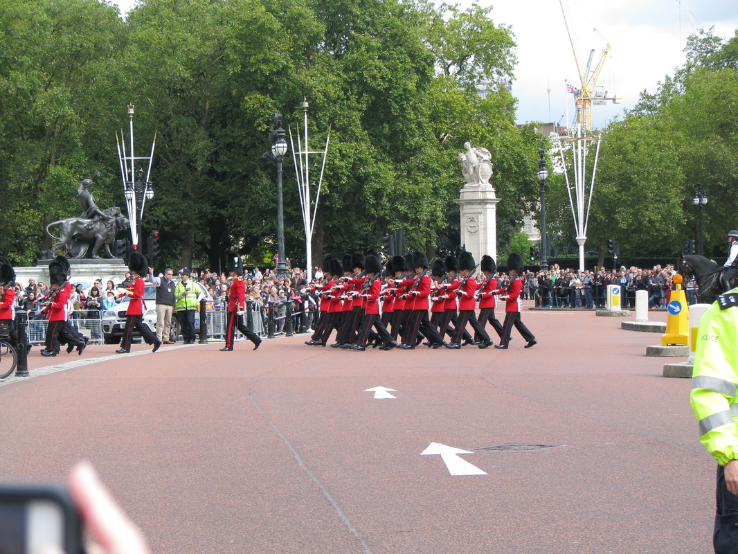 Buckingham Palace - Changing Of Guards