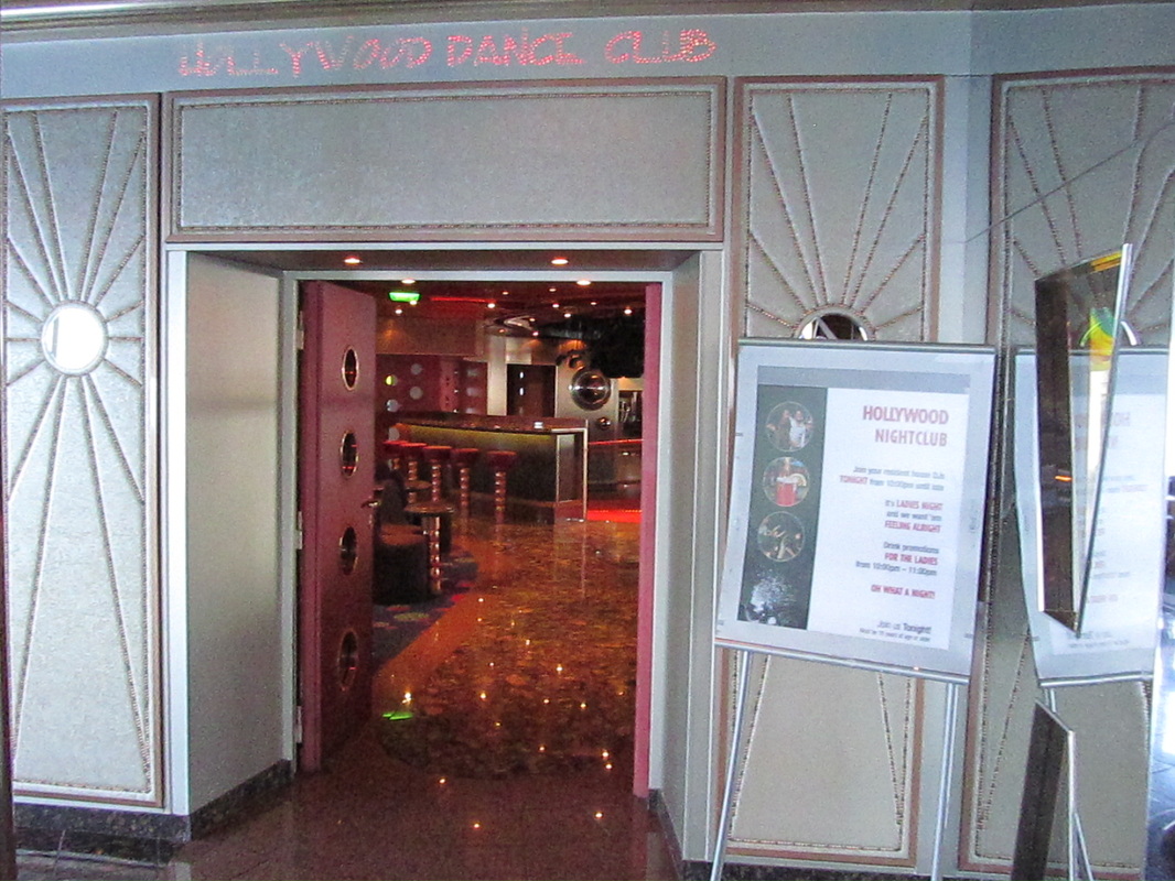 Entrance to Hollywood Dance Club in June 2013