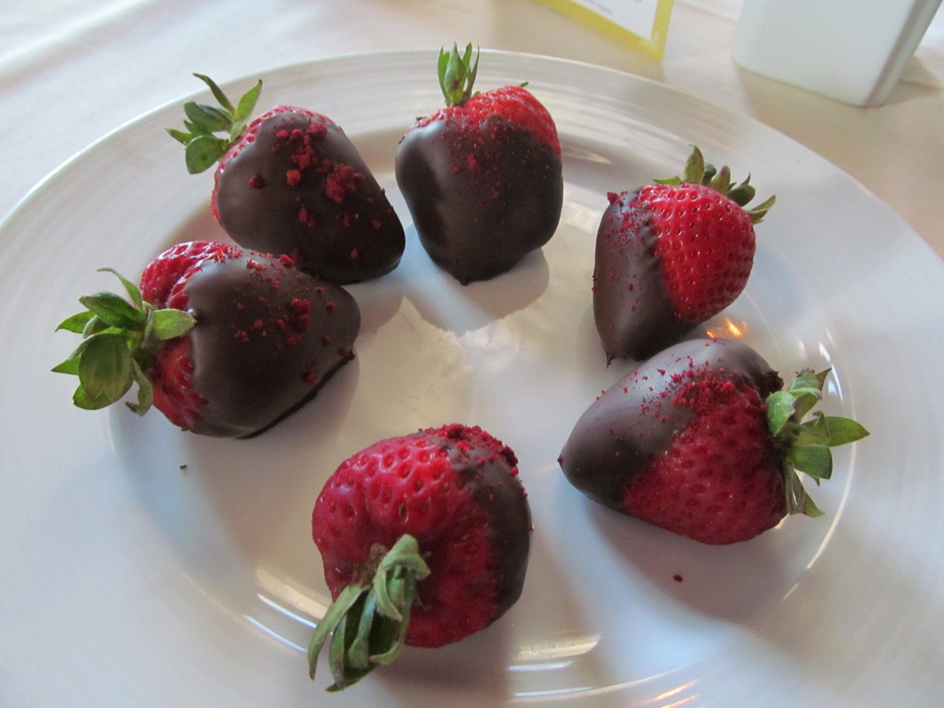 Chocolate Covered Strawberry Plate