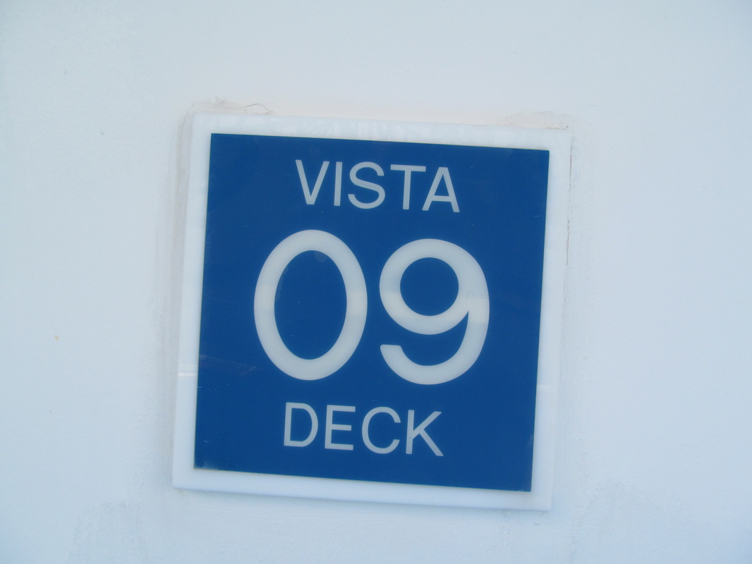 Vista Deck Photo Sign