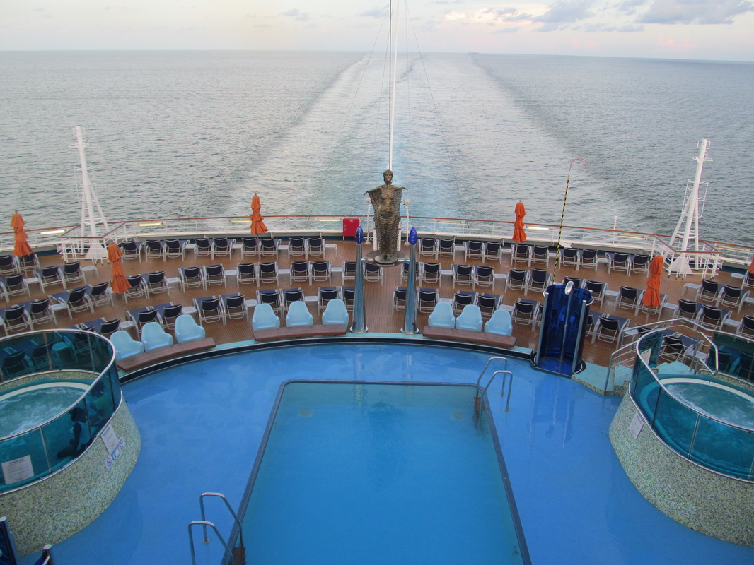 AFT Pool on the Carnival Dream