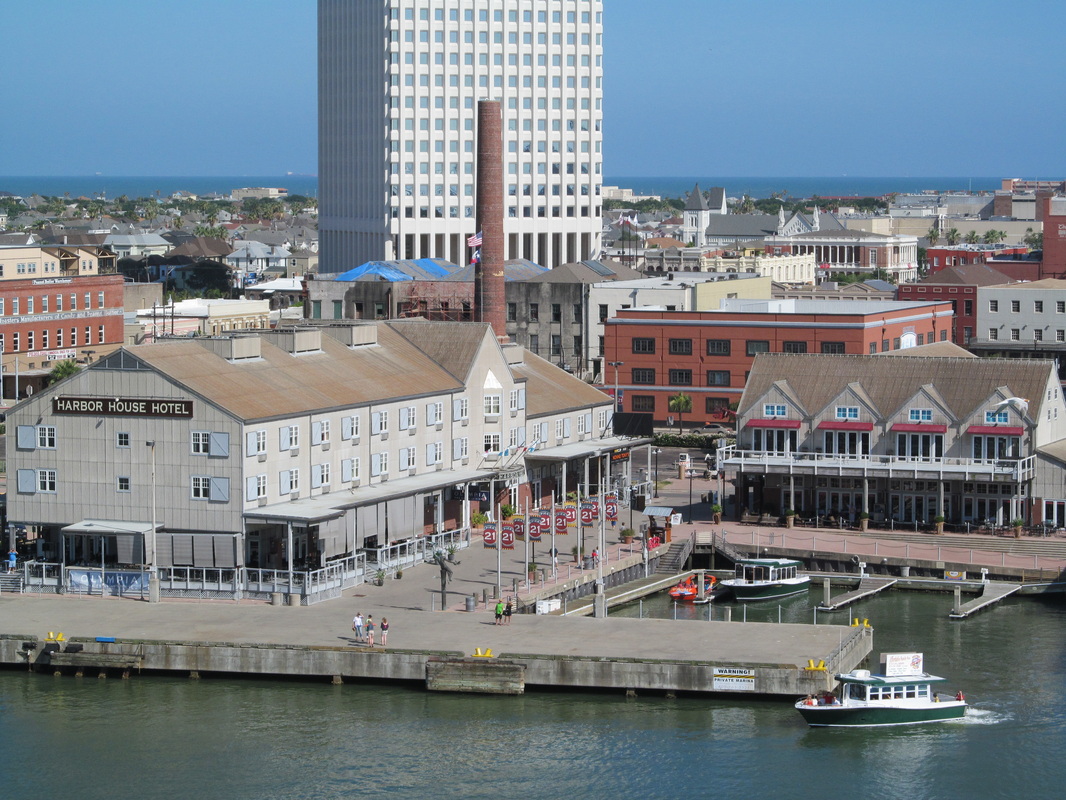 Harbor House Hotel and Pier