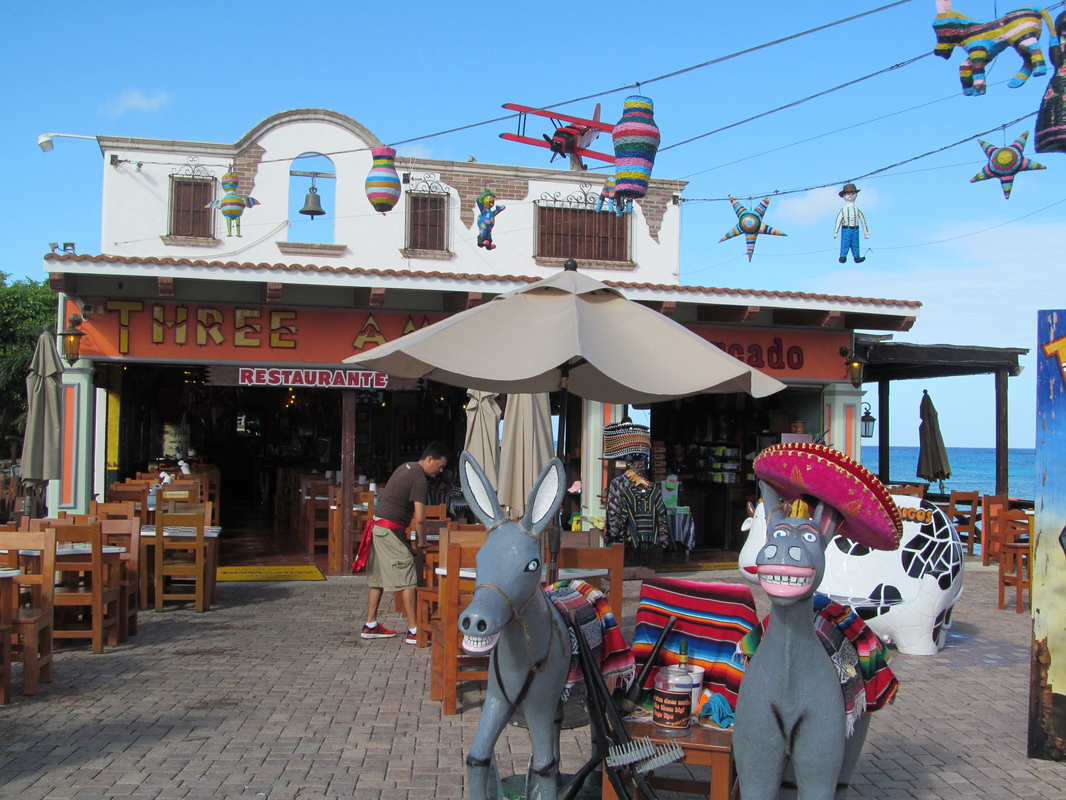 Three Amigos at Puerta Maya Pier
