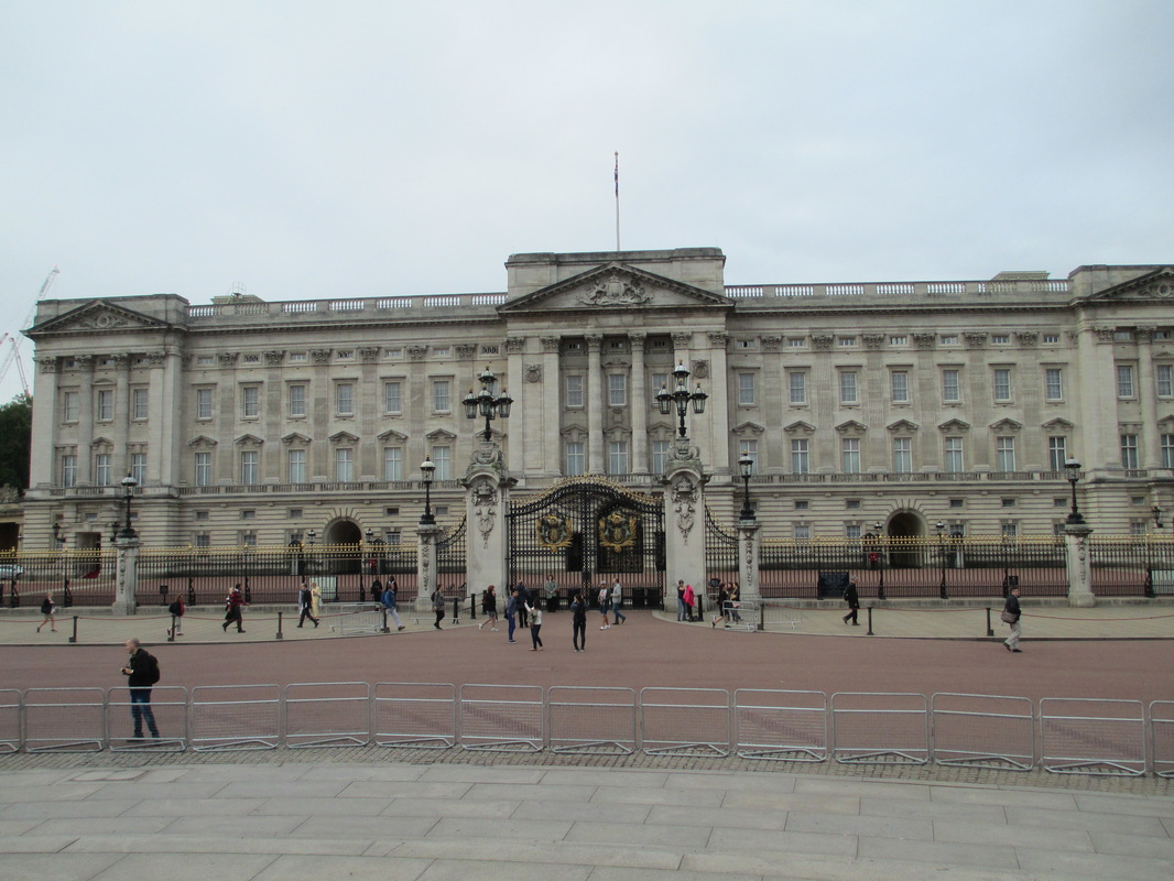 Buckingham Palace - Front of Palace