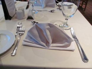Cruise Ship Dining Dress Codes: Napkin and Table