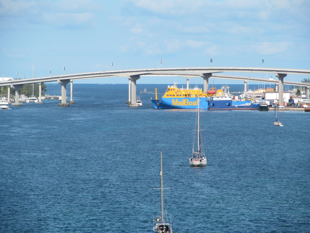Bridge Between Nassau Downtown and Paradise Island