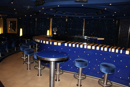 Carnival Cruise Piano Bar