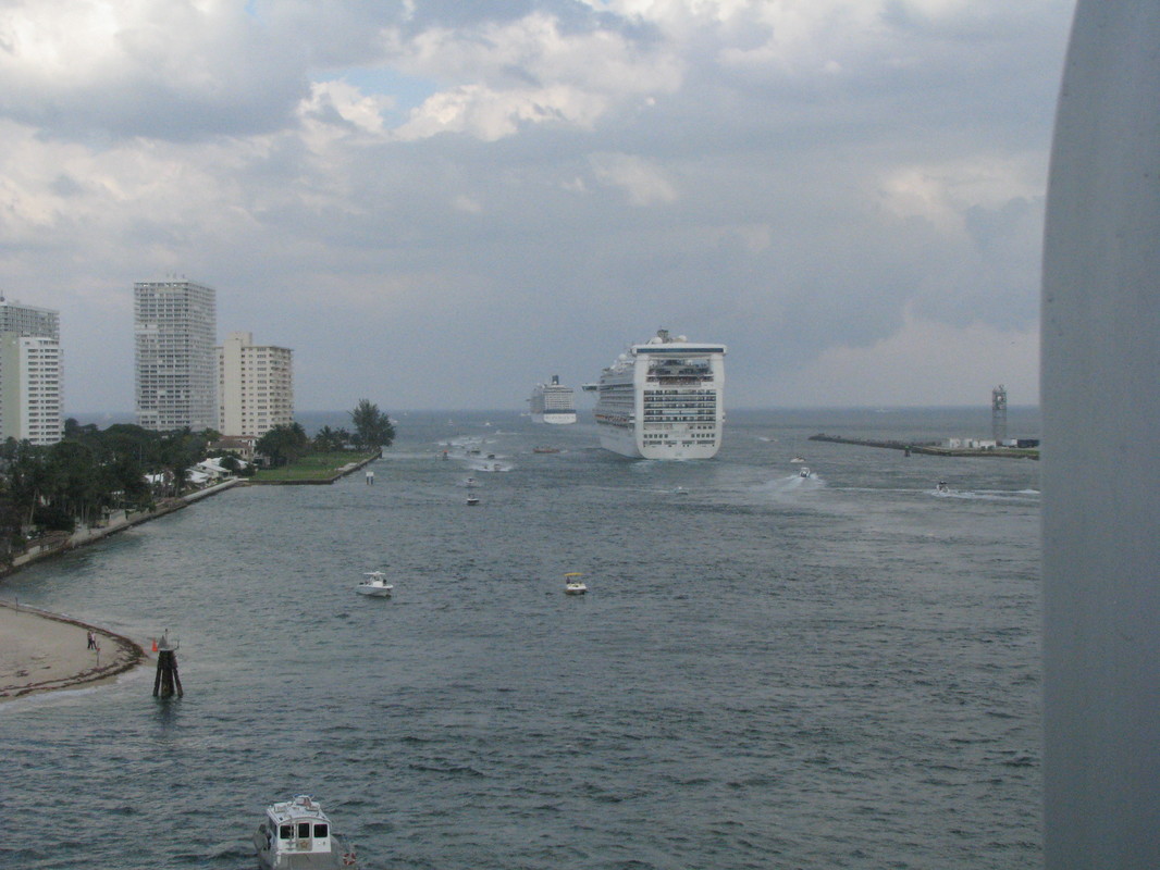 Ships Leaving Fort Lauderdale