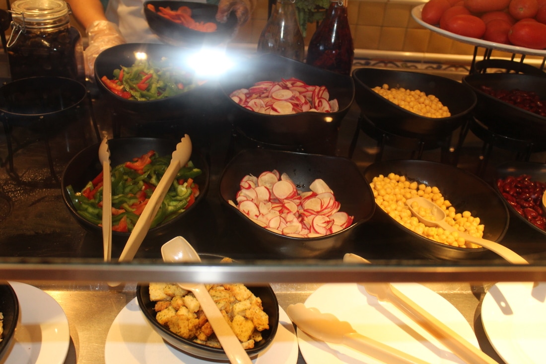 Carnival Valor Chef's Choice Buffet Line