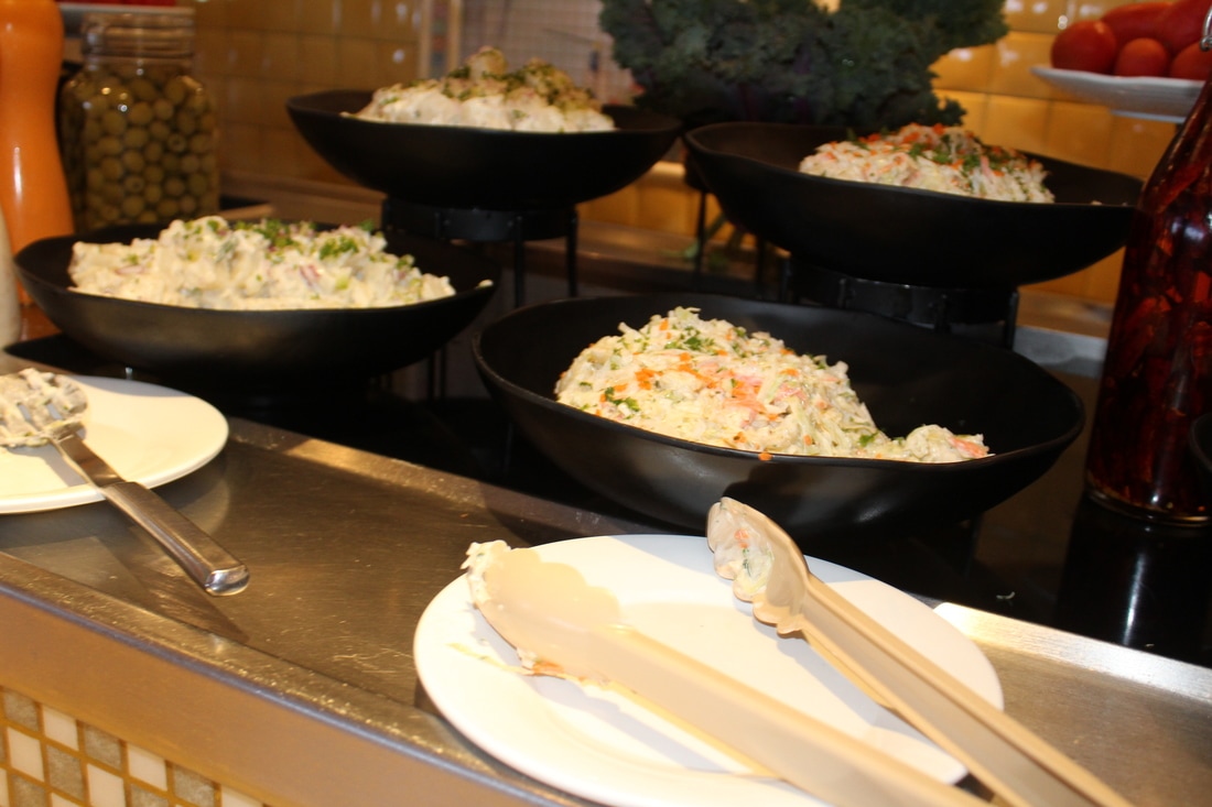 Carnival Valor Chef's Choice Buffet Line