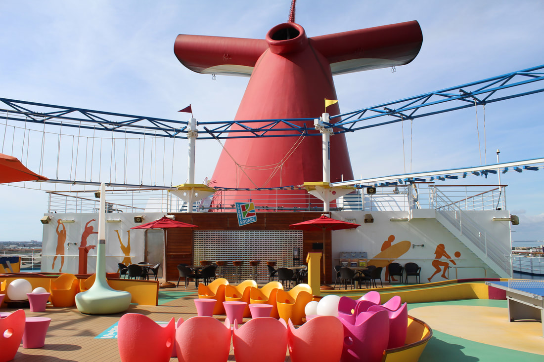 Carnival Breeze Mini Golf Course and Ropes Course