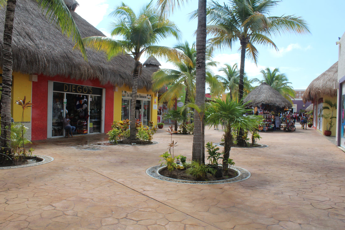 Puerta Maya Shops Cozumel