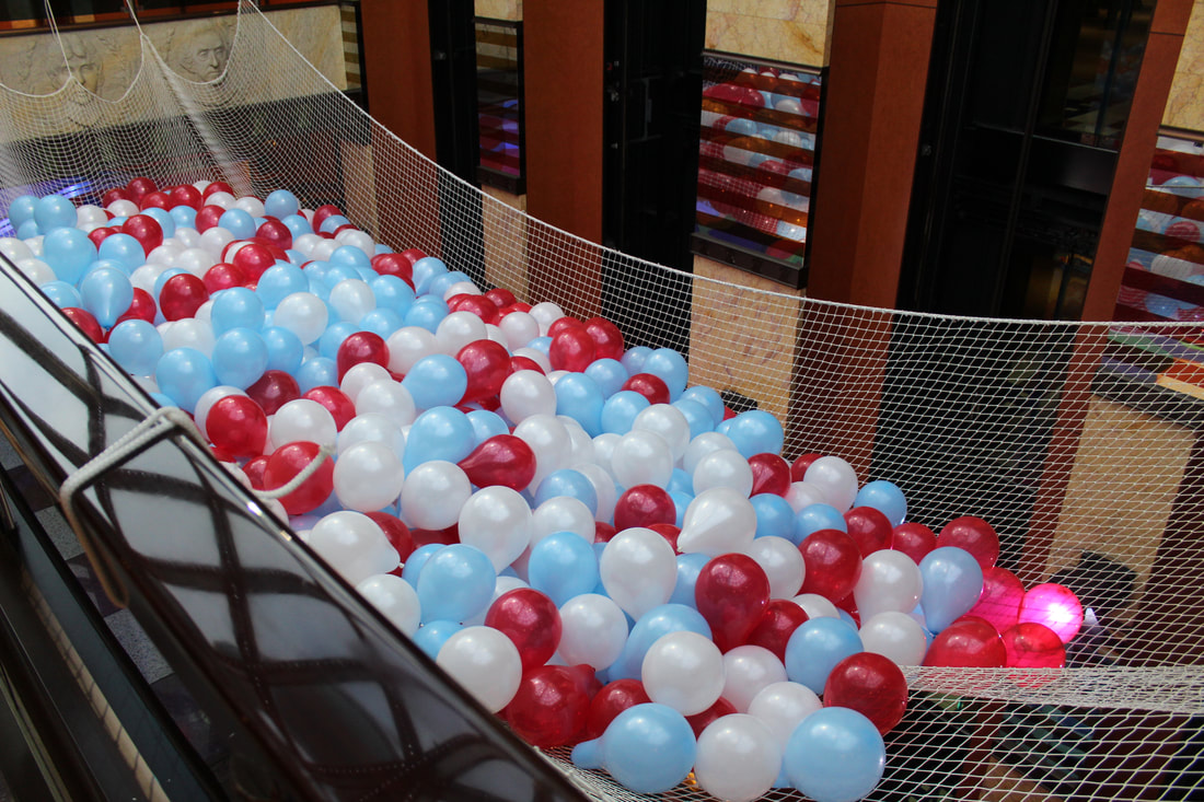 Carnival Valor 4th of July Balloons