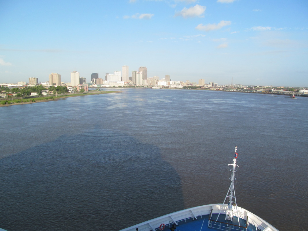 Carnival Triumph Arriving in New Orleans