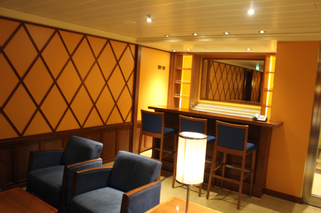 Carnival Breeze Library